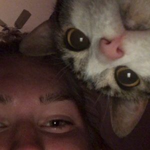 Meet your Posher, Laura